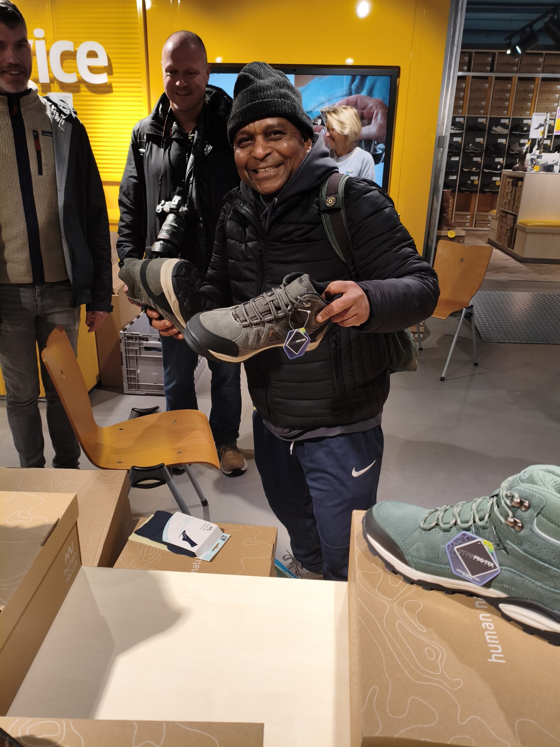 Gasten van Stem in de Stad kregen nieuwe schoenen