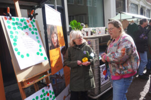 Stemhokje van Stem in de Stad op de Verkiezingsmarkt in Haarlem
