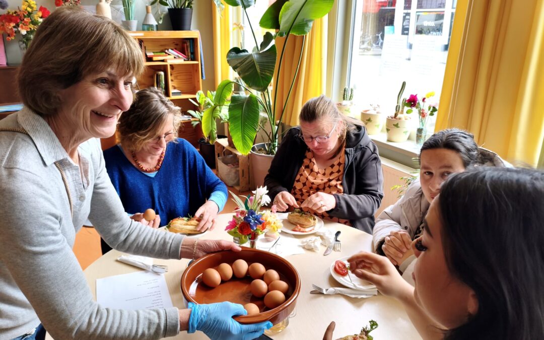 Paaslunch vol ontmoeting en hoop