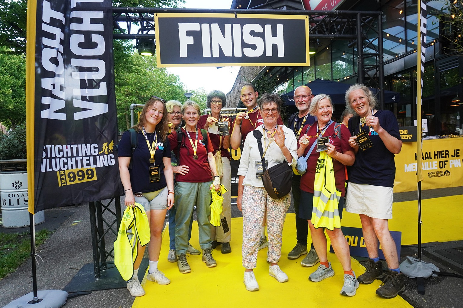 Finish Team Stem in de Stad bij de nacht van de vluchteling